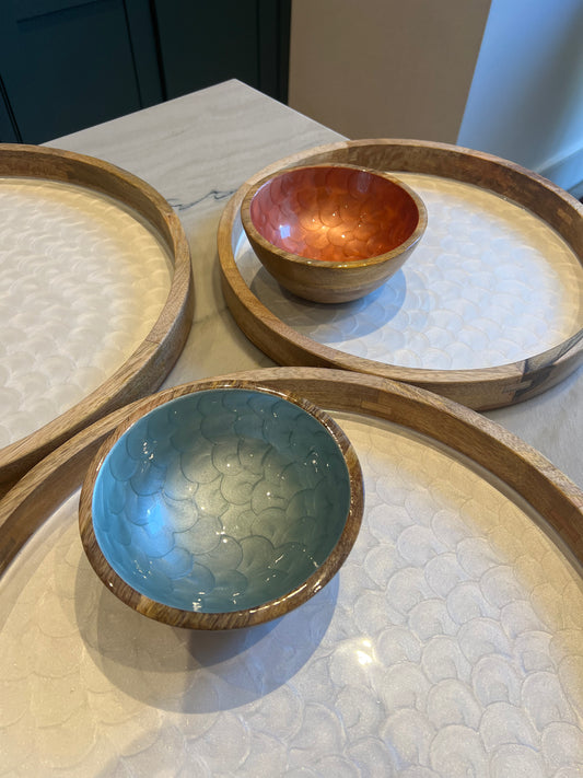 Set of three handpainted white trays with fishscale pearl finish. Medium, large and extra large sizes. Photographed with small handpainted bowls in various colours