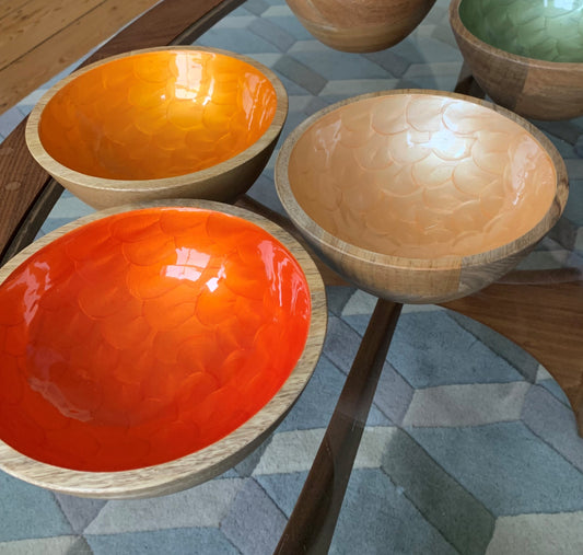 Small Pearl Finish Bowl in Orange (18cm)