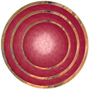 Small, medium and large bowl set made from sustainable mango wood.  Colour pink, size 18cm diameter. Hand painted with a pearl finish. Suitable for cold and warm food or decorative - not suitable for the dishwasher
